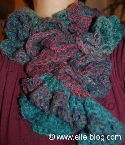 Echarpe tortillon au crochet